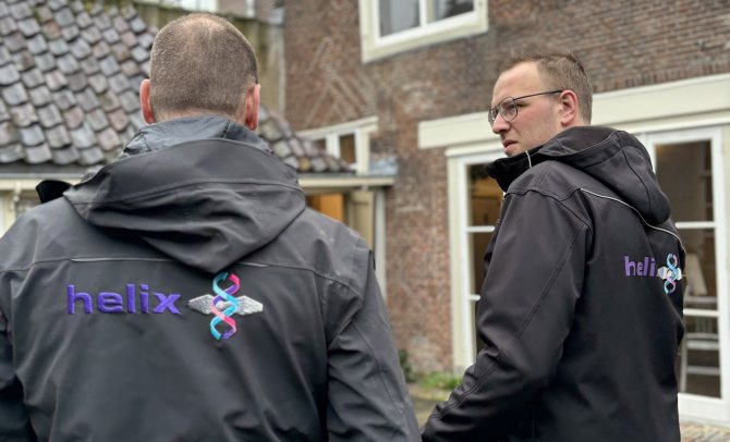 De heren in overleg